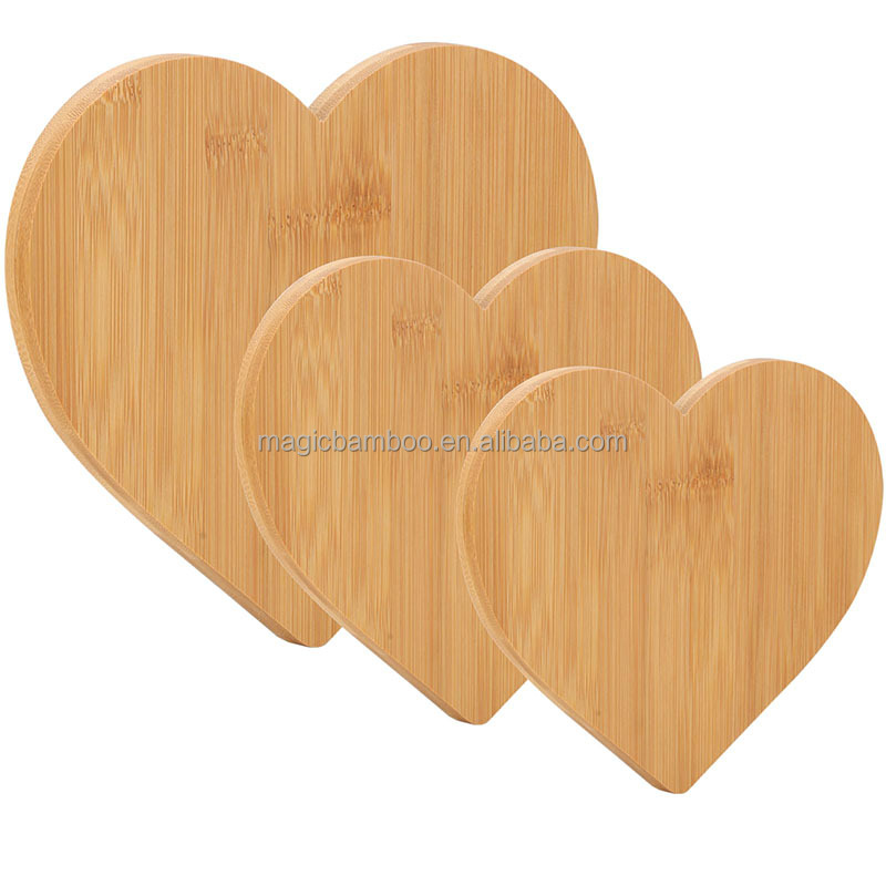 Sustainable Heart Shaped Bamboo Cutting Boards 3 Pcs for Professional Kitchens