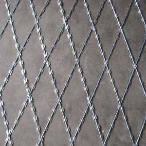 China Weld Razor Wire Mesh BTO22 75mmx150mm wholesale