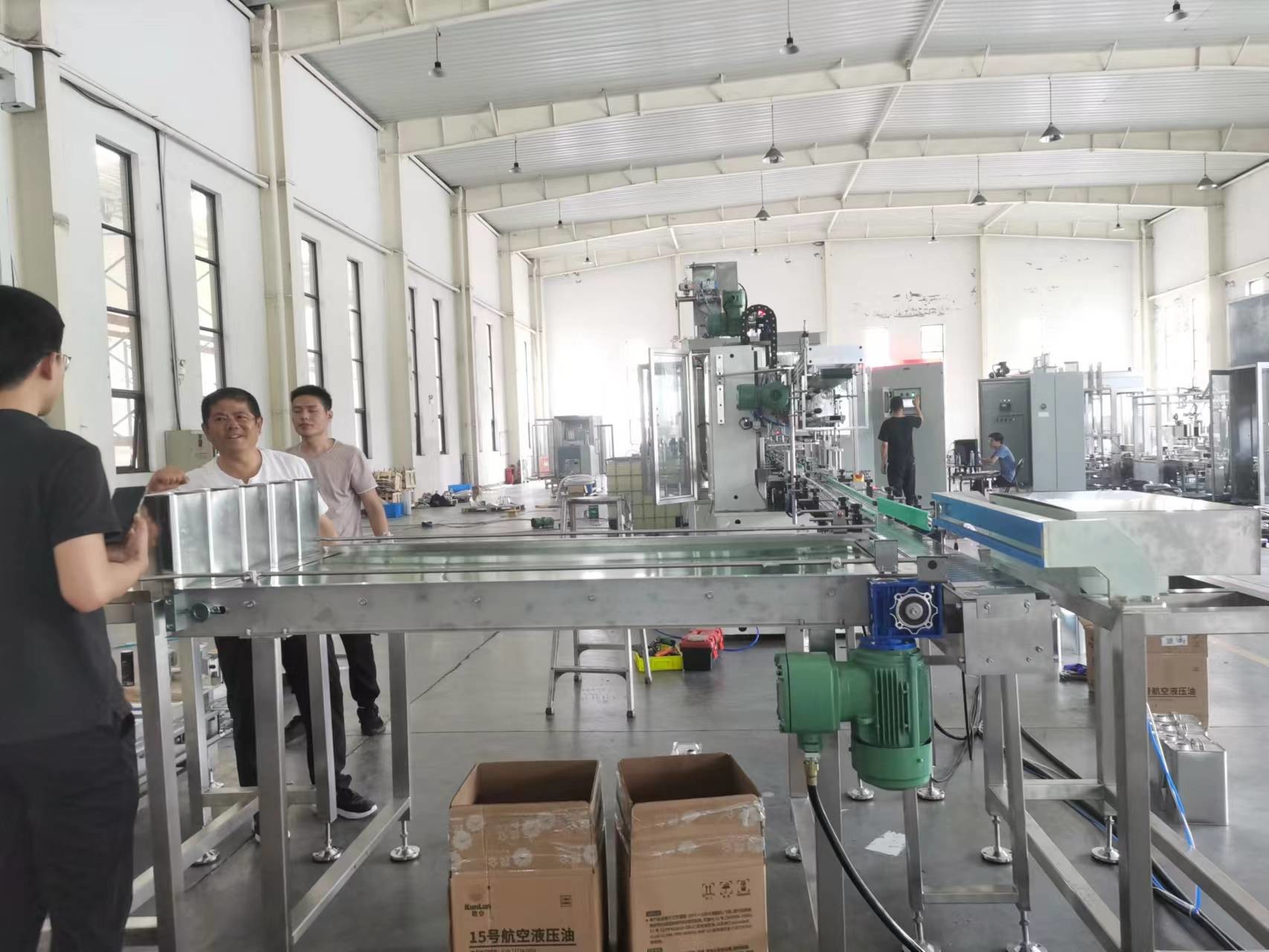 20-40 Bottles/Min Stainless Steel Filling And Capping Machine Liquid Filling And Capping Machine