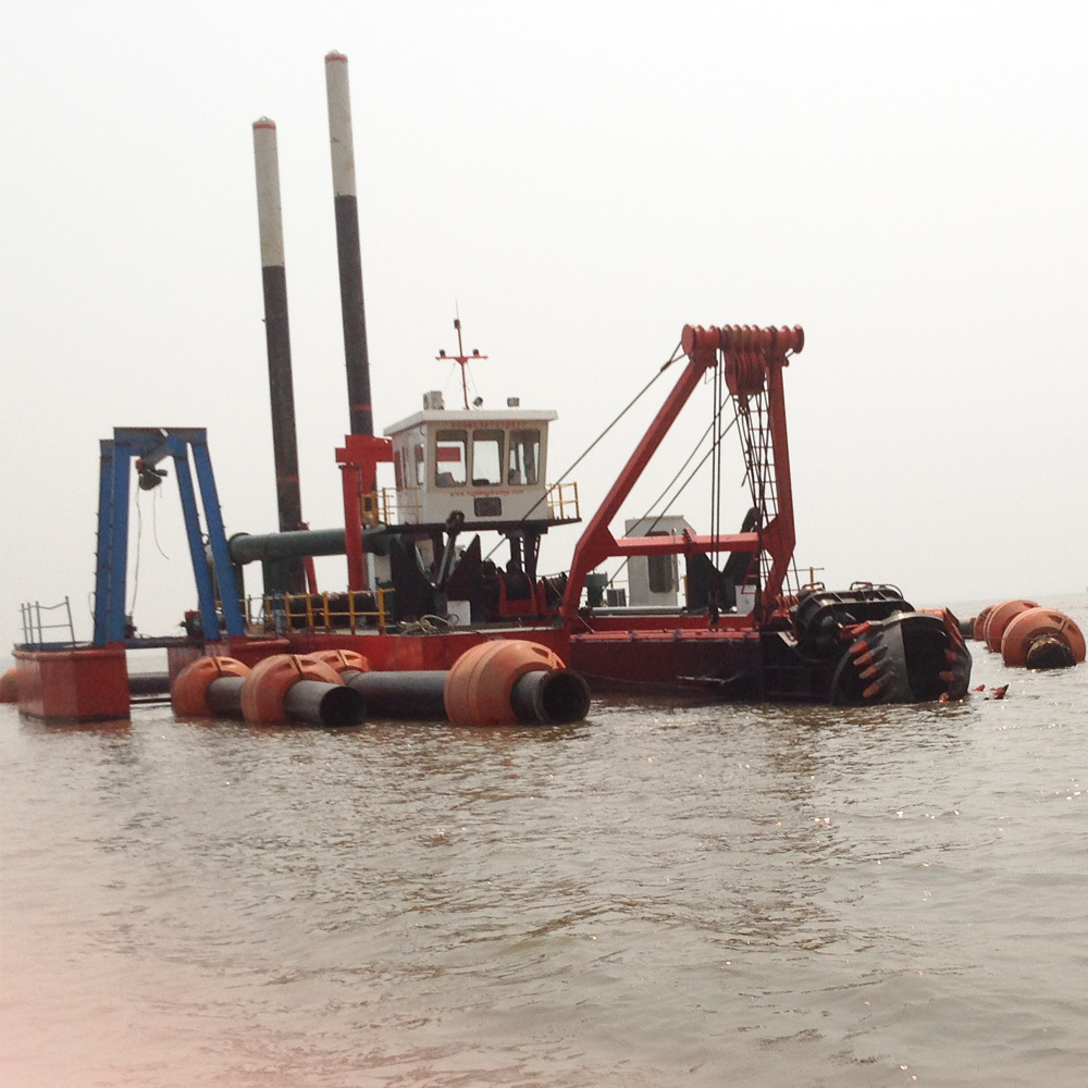 JMD650 26inch heavy equipment cutter suction dredger working site