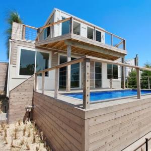 China Prefab Shipping Container Homes Heat Insulation Wind Proof Luxury Living wholesale