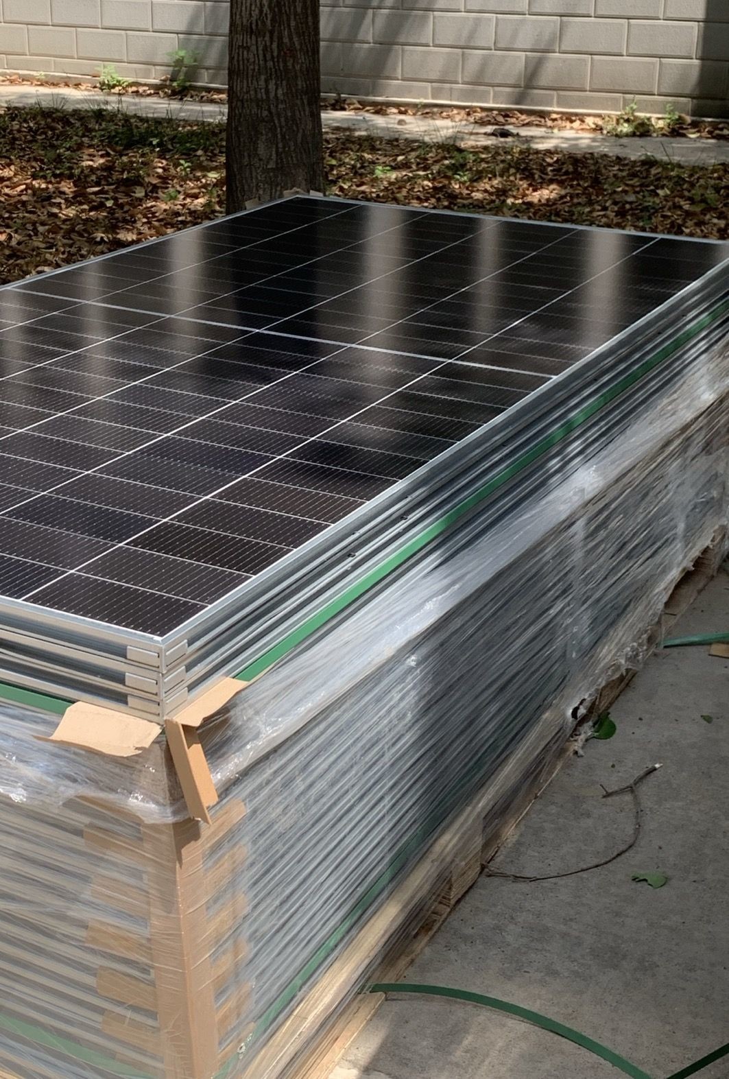Flexibility Lightweight Steel Solar Frame Corrosion Resistant for Easy Installation
