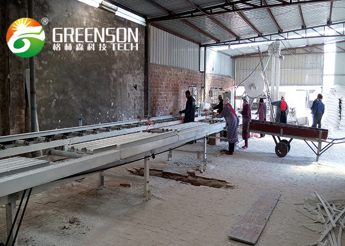 CE / ISO Certification Gypsum Cornice Production Line For Building Material