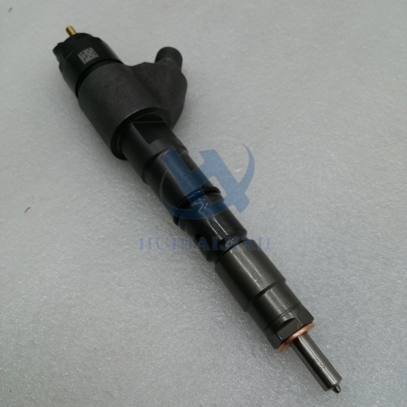 Common Rail Diesel Fuel Injector 04290986 20798114 for Komatsu D6D Truck EC210B EC240 EC290