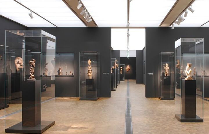 T4 LED Fashion Museum Display Showcase Penbo Display 1200*400mm