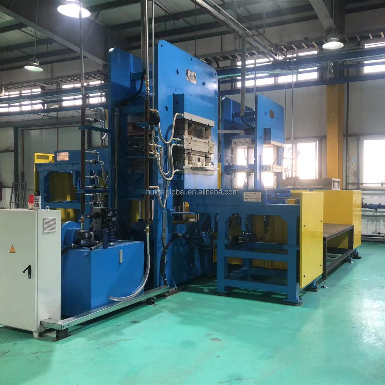 Blue Track Rubber Block Vulcanizing Press Machine for Customer Requirements