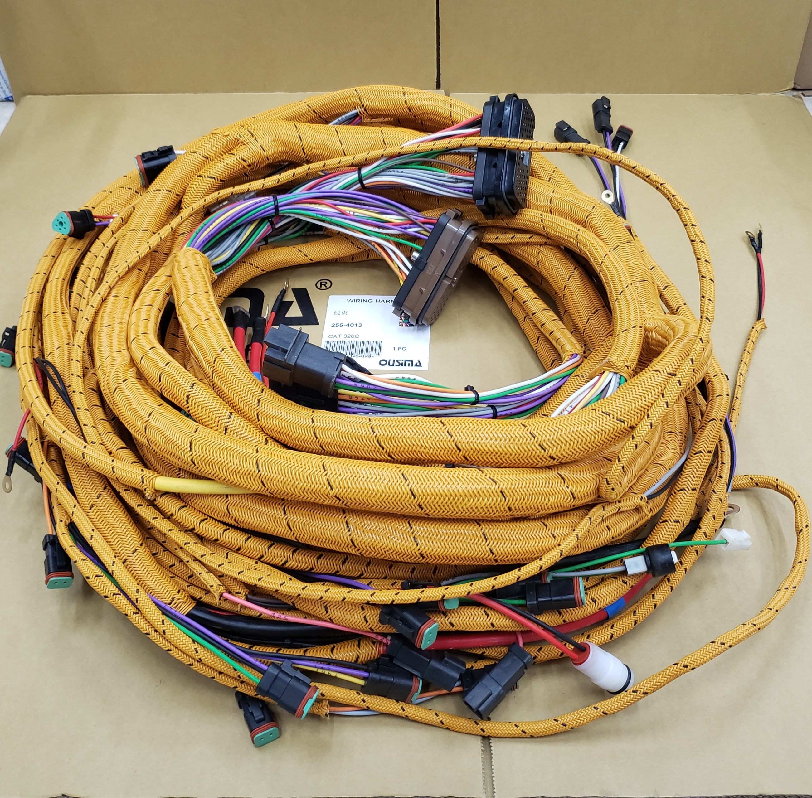 Chassis External Wring Harness 256-4013 2564013 For Excavator 320C