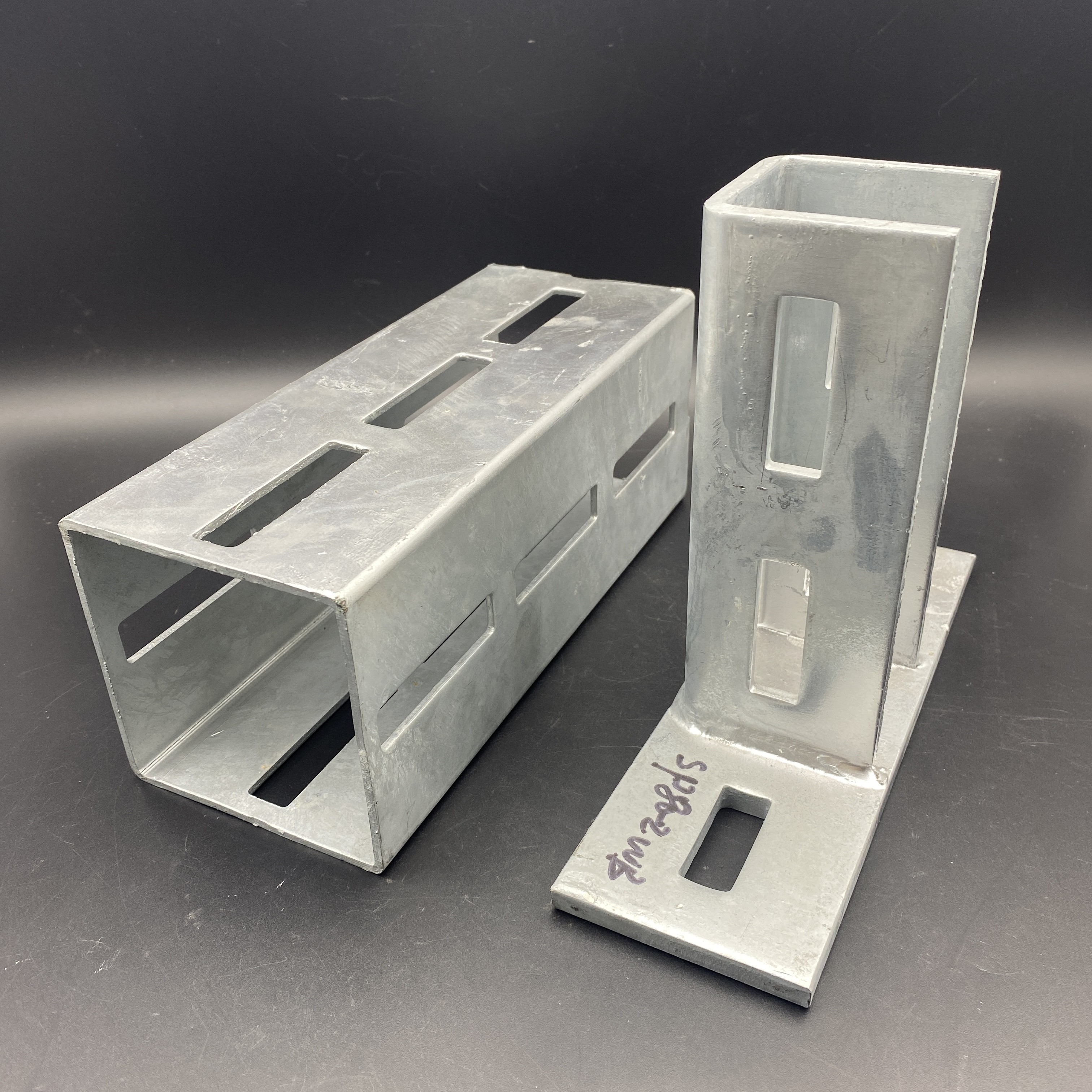 Custom Size 100x100x3 Electrical Galvanized Square Channel