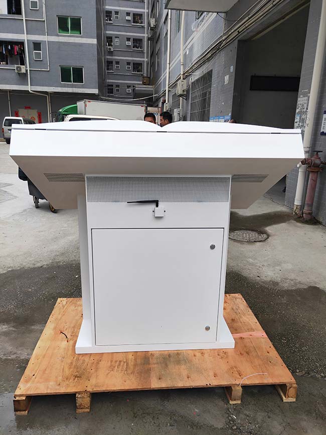 Floor Stand High Brightness Outdoor Lcd Advertising Display 55 Inch Android / Windows Outdoor Waterproof Touch Kiosk 