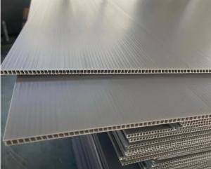 China 4 Feet Width PP Hollow Sheet Corrugated Plastic Panel for Advertising Water Resistant wholesale