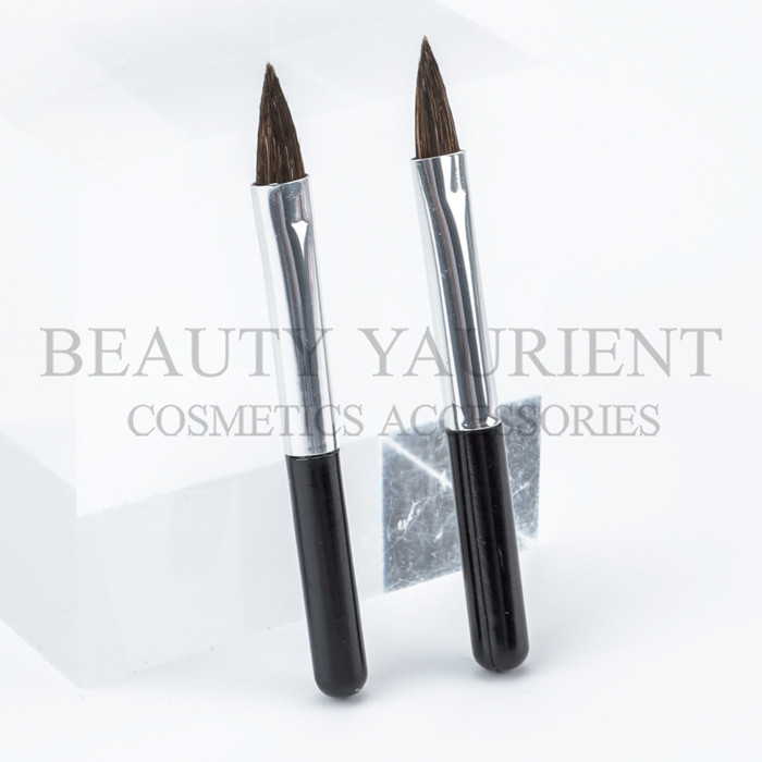 SA8000 Pointed Disposable Lip Brush lip blending brush Silver Ferrule