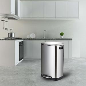 China ODM Stainless Steel 13 Gallon Trash Can Removable Inner Buckets wholesale