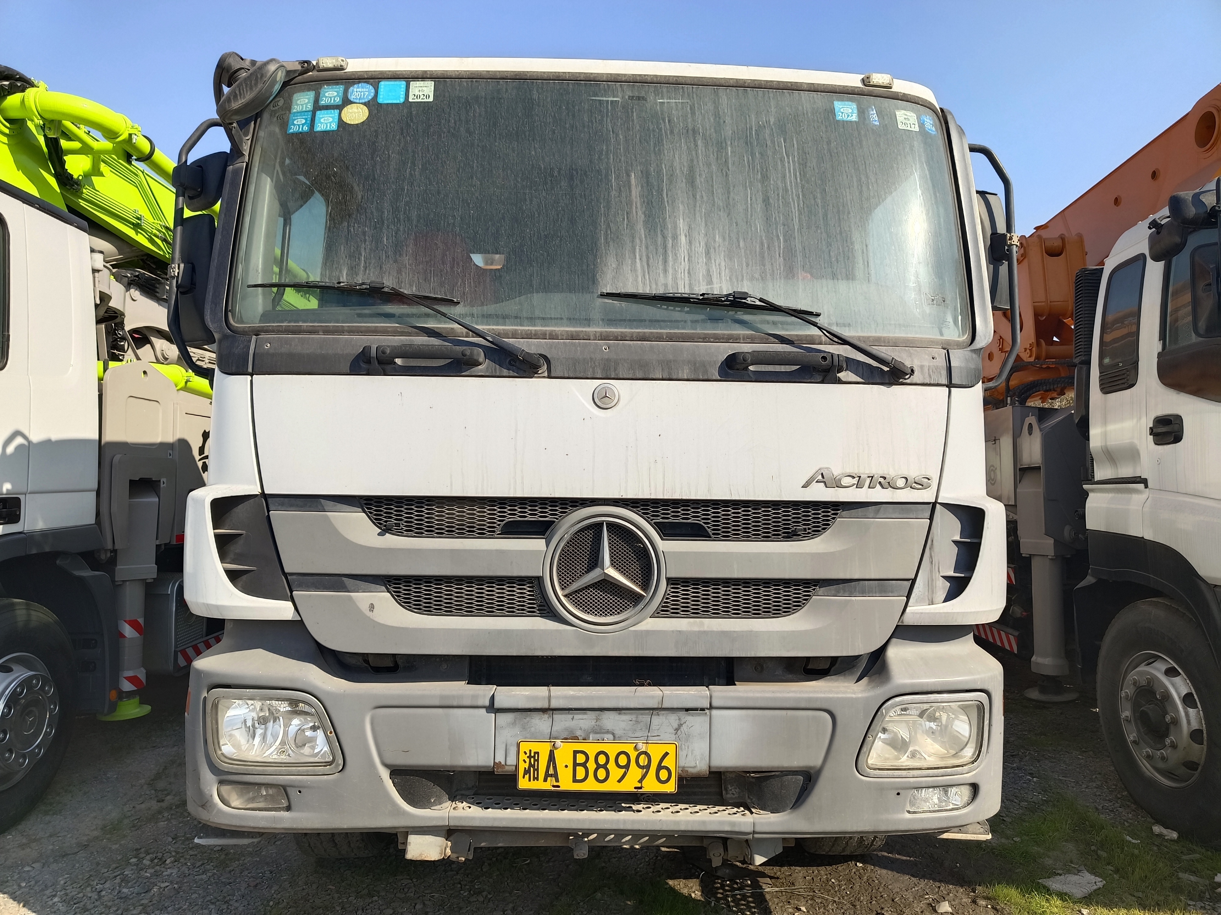 2016 Zoomlion 52M Concrete Pump Truck on Mercedes-Benz Chassis 52 Meters