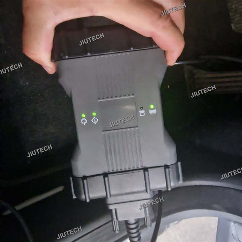 MB Star C6 DOIP WIFI Support CAN BUS with Software SSD Multiplexer Vci Diagnosis Tool SD Connect and F110 tablet