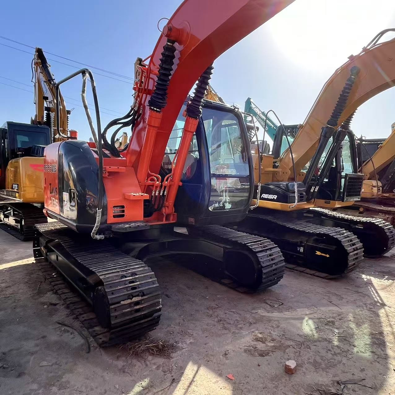 New Arrive Used Hitachi ZX135 Excavator 13.5 Ton Constrution Second Hand Digger With 0.59m3 Bucaket Capacity