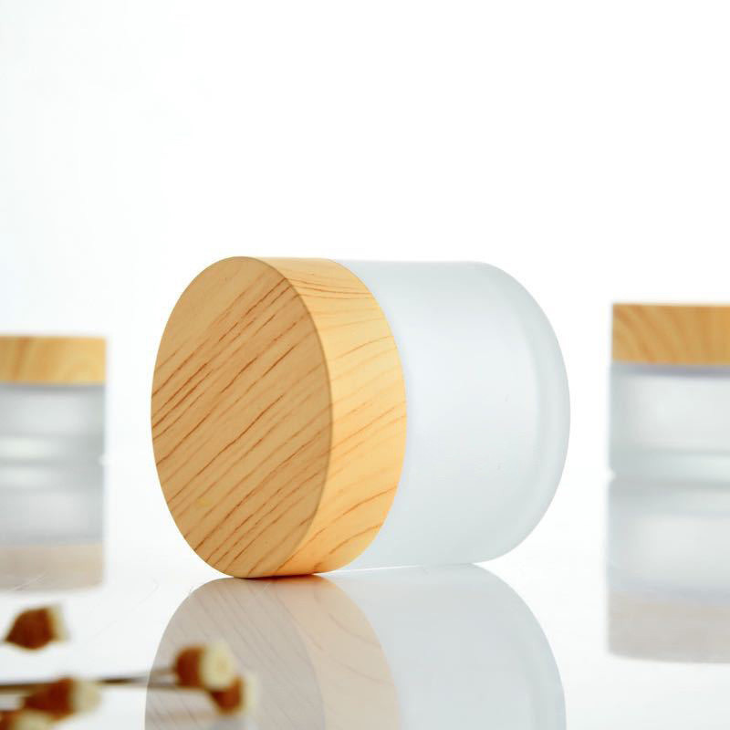 Frosted Skincare Cosmetic Glass Bottles 15g 30g Glass Cream Jar With Bamboo Lid