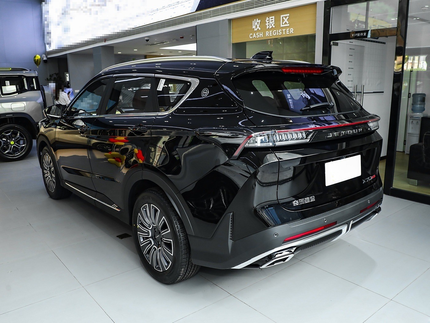 Jetour X70 Plus 1.5T CVT Flagship Pro 5 passenger suv Front Wheel Drive Midsize Chery Suv