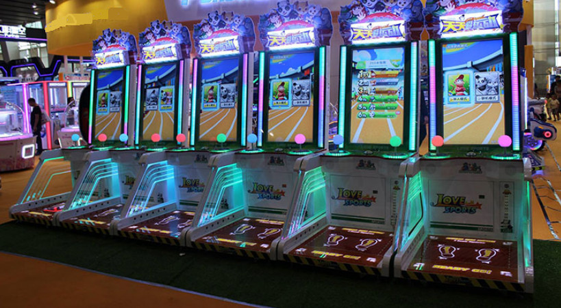 Amusement Sports Game Machine / Coin Pusher Video Game Treadmill