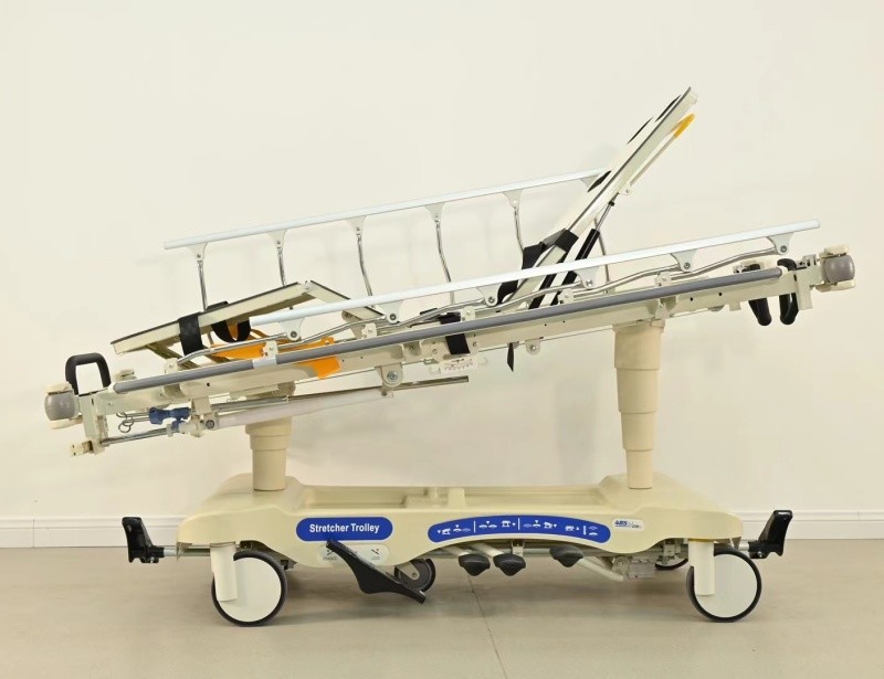 Hydraulic ICU Medical Transport Stretcher Adjustable Backrest Leg Rest X-Ray Compatible