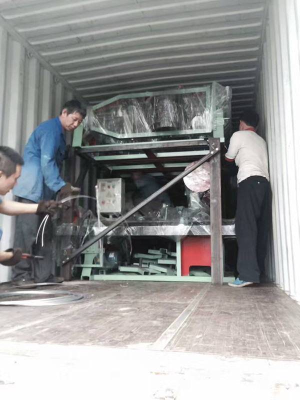 Full Automatic Double Twisted standard Barbed Wire Making Machine