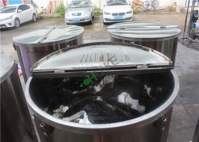 Small Water Storage Tank Water Housing Vessel Bear Milk Tank