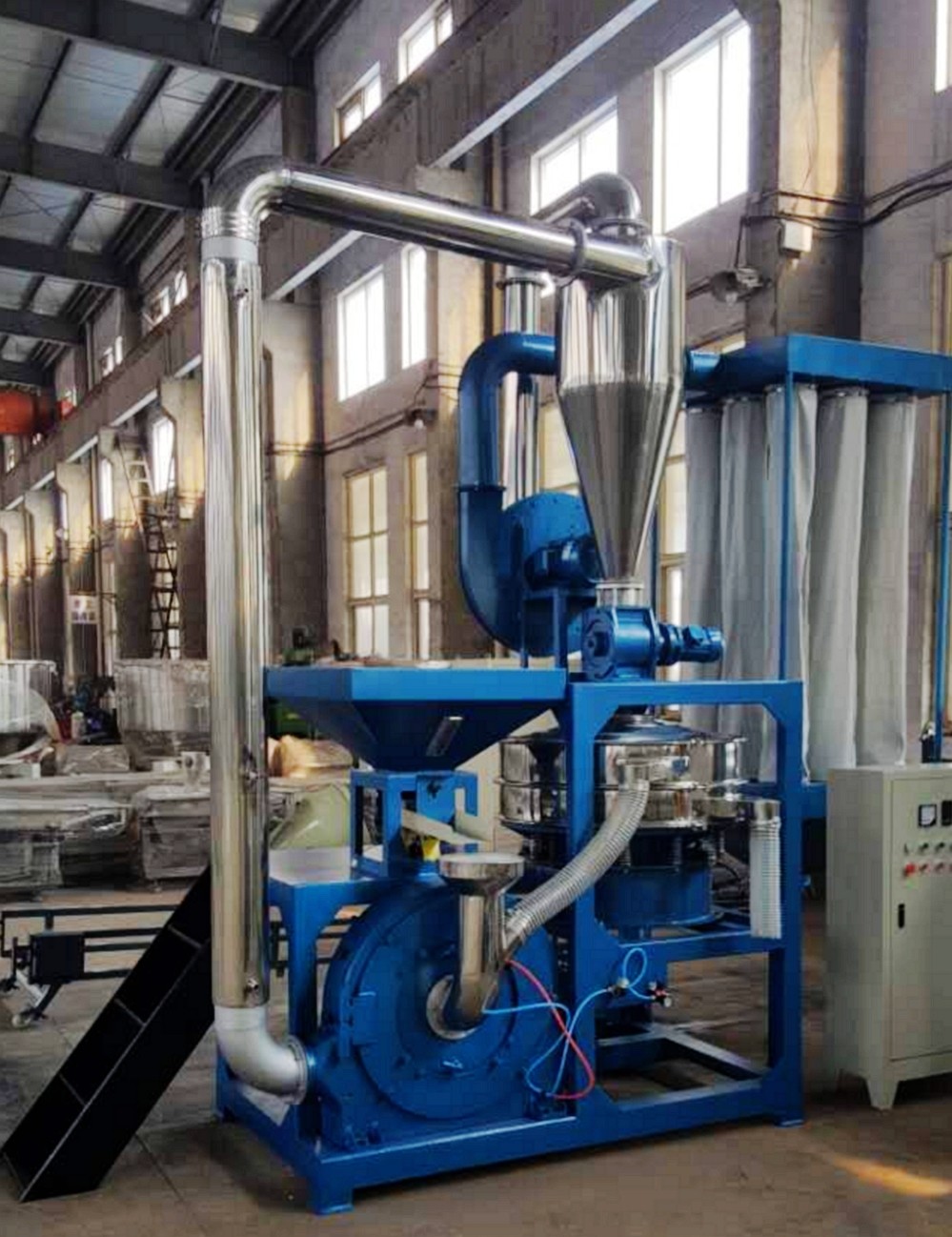 350kg / H Plastic Scrap Grinder , Wear Resistance Plastic Pulverizing Machine