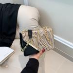 Bag women's new fashion small square bag wholesale niche simple retro quicksand