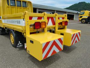 China Anti Collision Steel Bridge Traffic Attenuator Truck wholesale