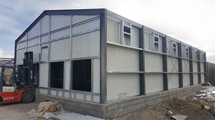 Affordable And Durable Industrial Building With Prefabricated Steel Structure