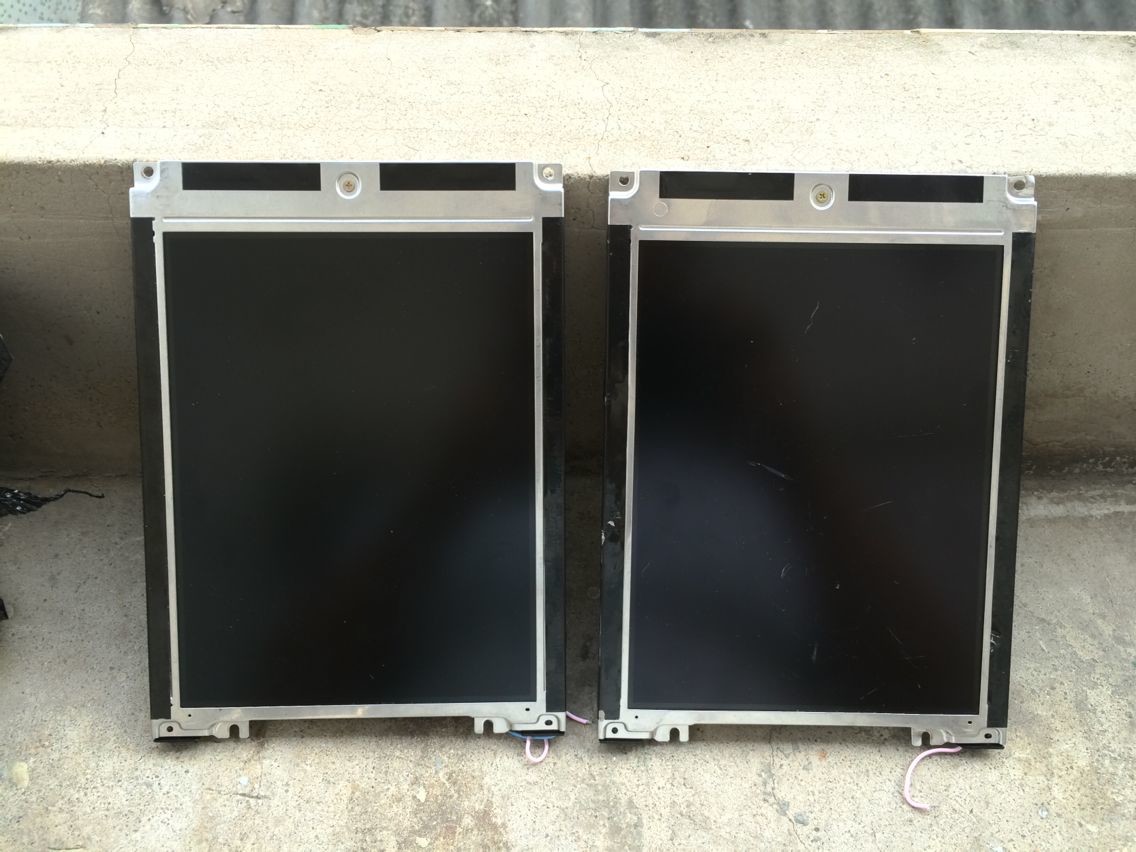 LM8V302 LM8V301 LM8V302R Original 7.7 inch TFT LCD Display Panel 640*480 VGA High Quality Screen