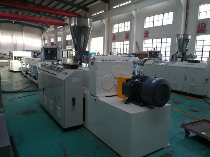 150KG/High Capacity PVC Pipe Extrusion Line with Dust / Chip Free Cutting System 0