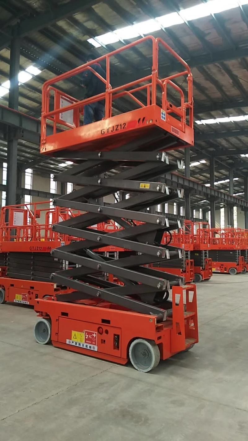 Self Propelled Scissor Lifts Hire , Hydraulic Mobile Elevated Work Platform