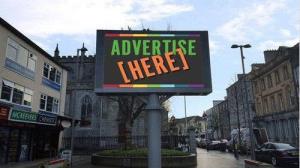 China Outdoor Full Color 1R1G1B SMD2727 Pole LED Display 6000cd/㎡ 320mm×160mm wholesale