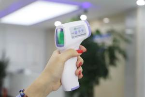 China 32 Units AA*2 Battery Non Contact Forehead Thermometer wholesale