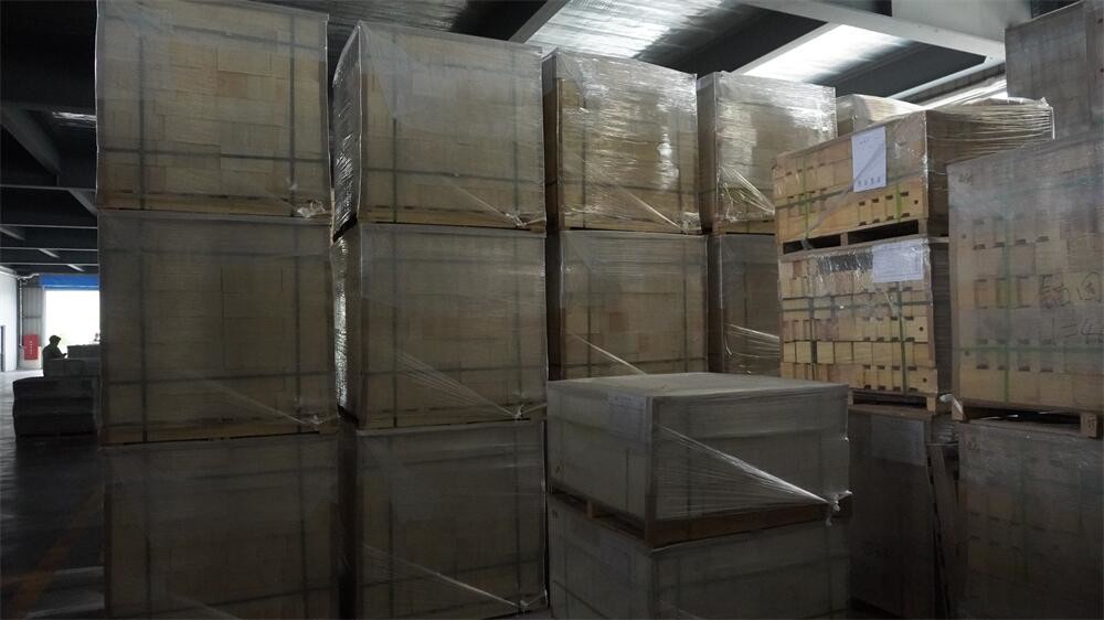 Low Porosity Bottom Fireclay Refractory Brick Large Block Of Glass Furnace