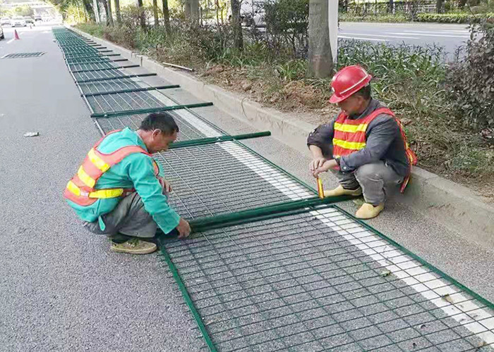Expressway Orchard Enclosure River Barbed Wire Fence