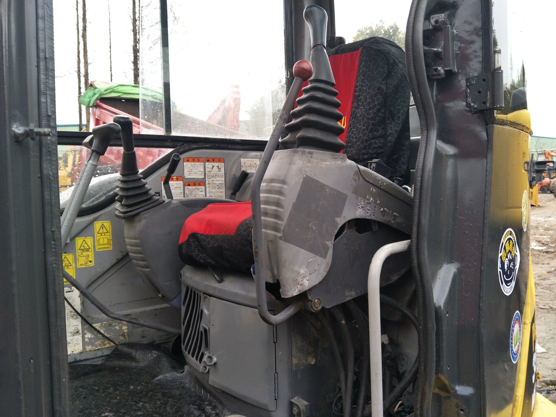Used Komatsu PC35 PC55 PC60 PC100 PC200 Mini Japanese Crawler Excavator