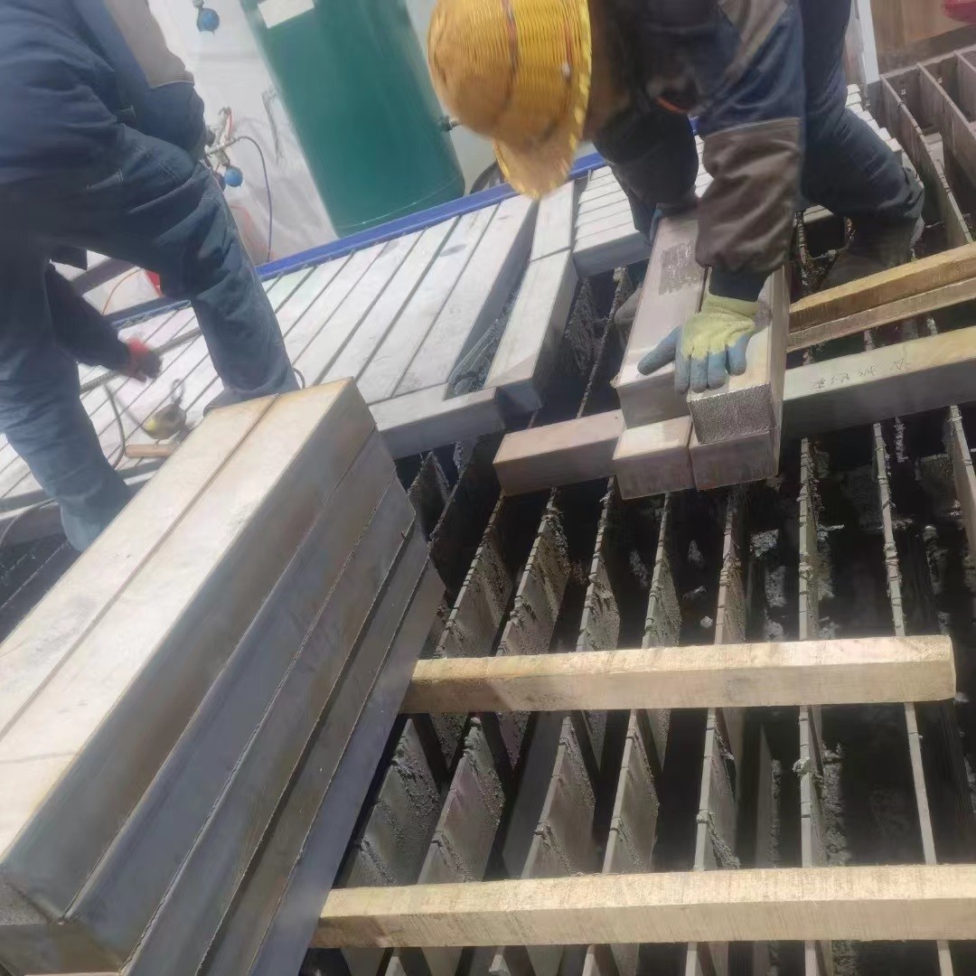 Duplex 2205 Stainless Steel Plate S31803 Laser Cutting 40.0mm Hot Rolled