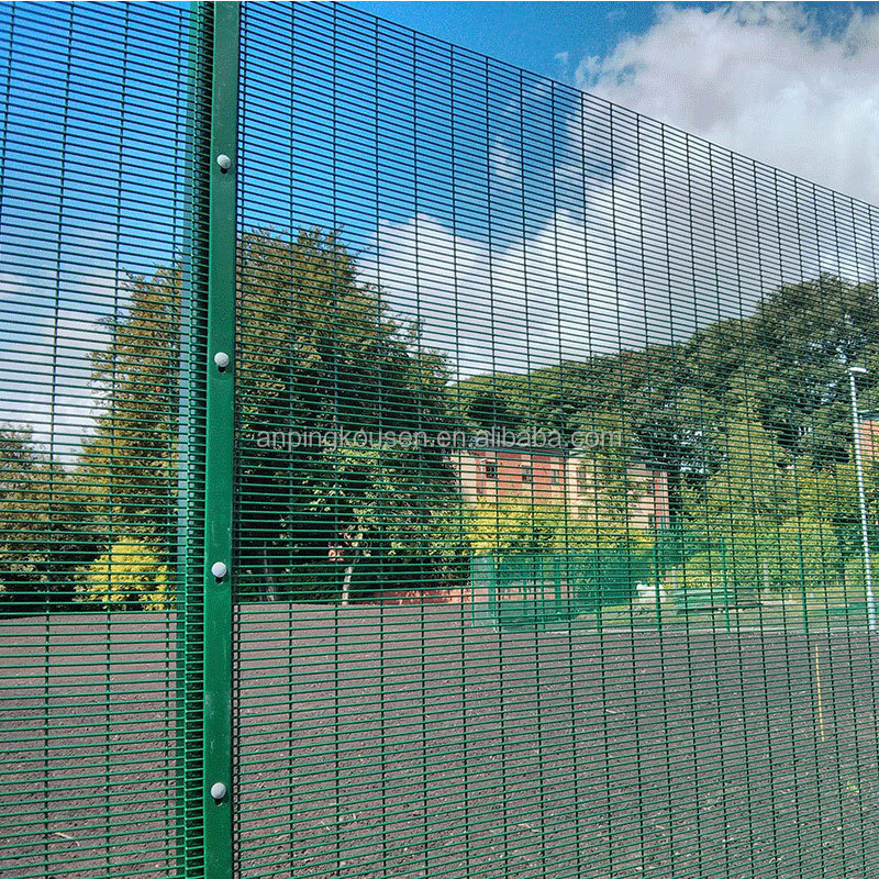 Airport Perimeter Security Electric Fence with Heat Treatment and Waterproof Design