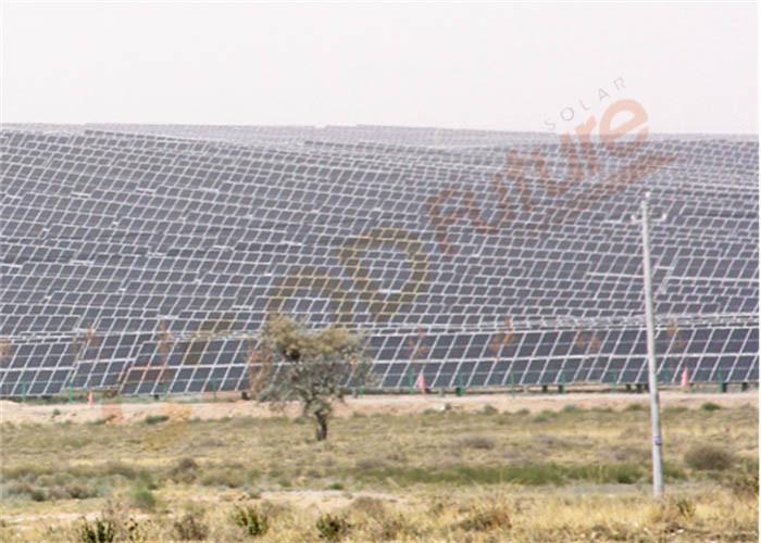 IP65 Tilted Single Axis Tracker 1.6KN/M2 Snow Load Photovoltaic Tracker