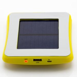 China Window Sticker Solar Panel 2600mAh Polymer Waterproof Power Bank for Outdoors Hiking wholesale