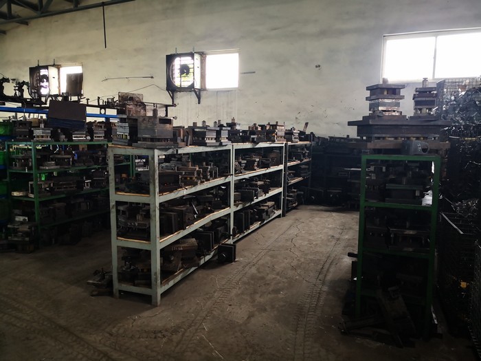 OEM High Hardness Q345 Bracket Stamping Components