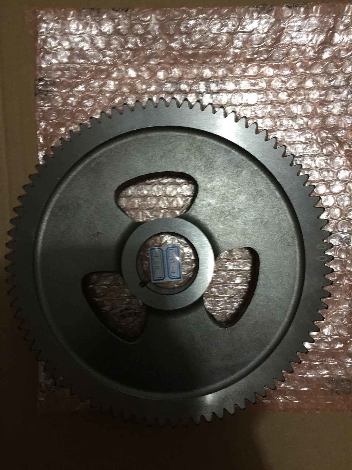 part No. :6745-41-1130 Gear use for komatsu PC300-8 WA430-6 Camshaft (#26852077-)