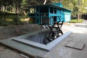 China Horizontal Lifting Refuse Garbage Compression Station on sale