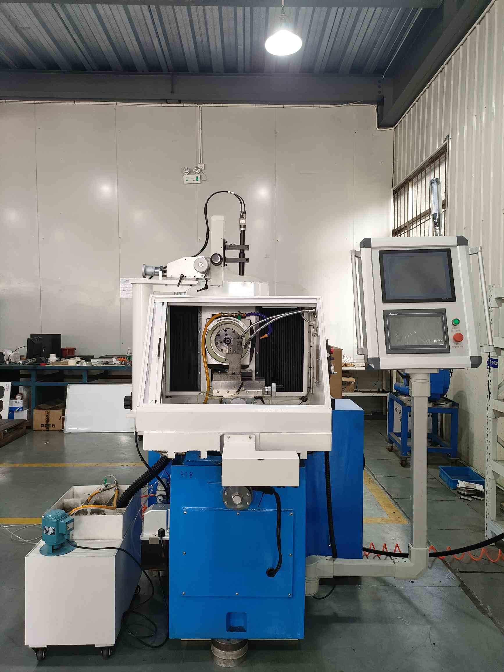 PCD/PCBN Grinding Machine With 300mm Optical Tube Distance Hard Materials Grinder