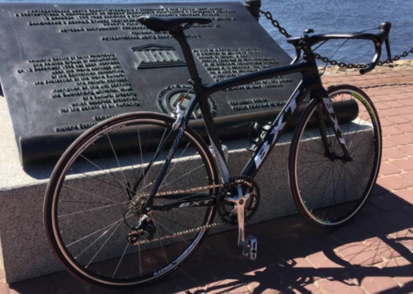 18 Speed Rim Brake Carbon Road Bike 700C Full Carbon Fiber 23C Tires