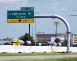 Heavy Duty Sign Structures Galvanized Steel Traffic Poles