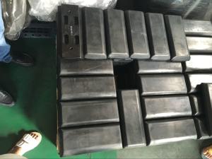 China Bolt On Black Hard Quality Rubber Track Pads 300-2/300-4 For Pavers wholesale