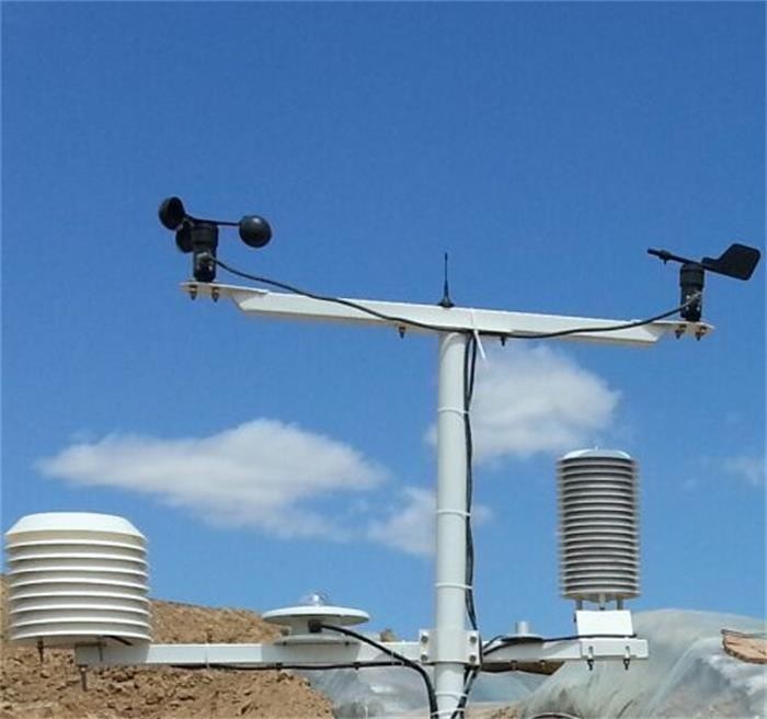 Wind Speed Measuring Anemometer with High Accuracy ± 0.4±0.03V m/s and 0.8M Cable Length
