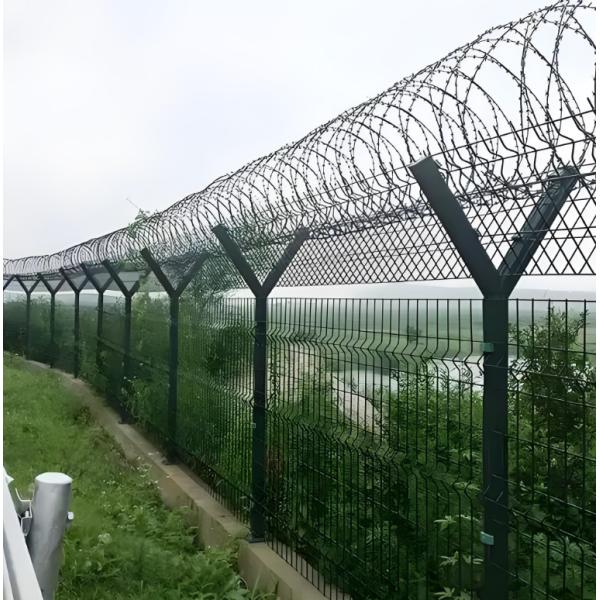 Low Carbon Steel Sheet Privacy Wpc Fence 180 X 180 Strong Deck For Estate